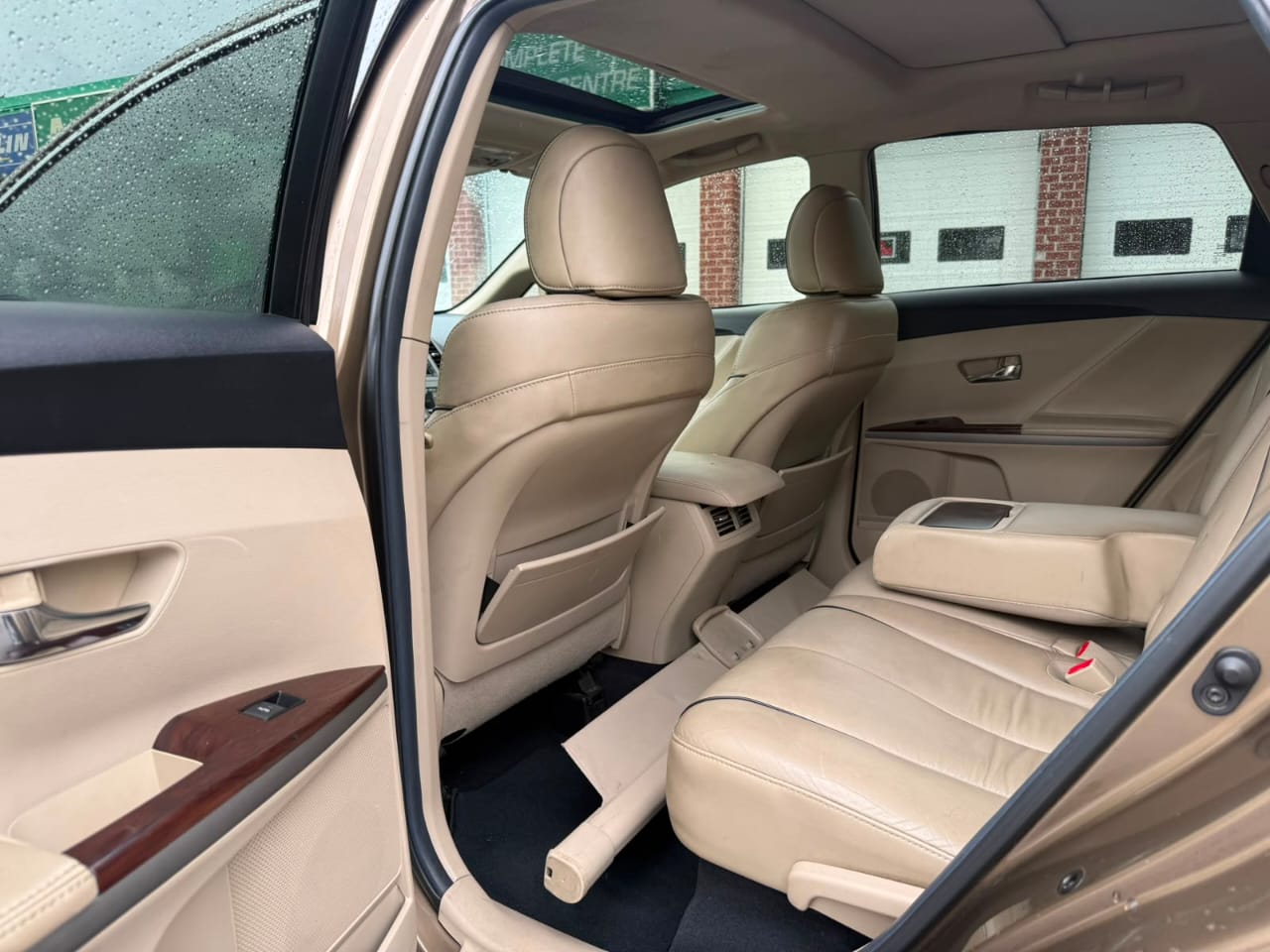 2013 Toyota Venza side view